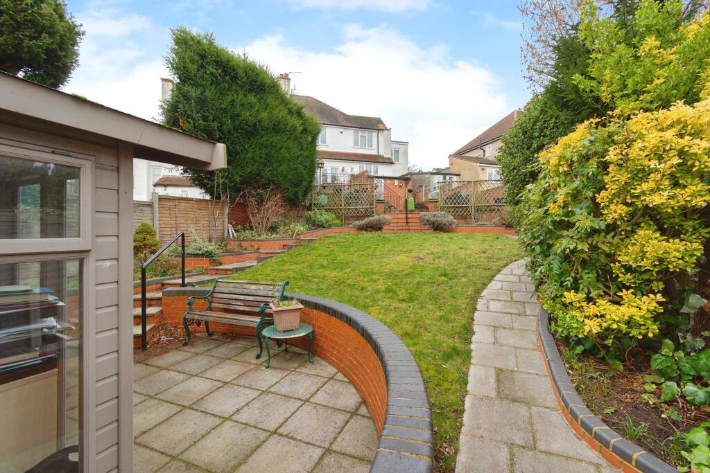 Additional image 13 of Blenheim Park Road, South Croydon, CR2