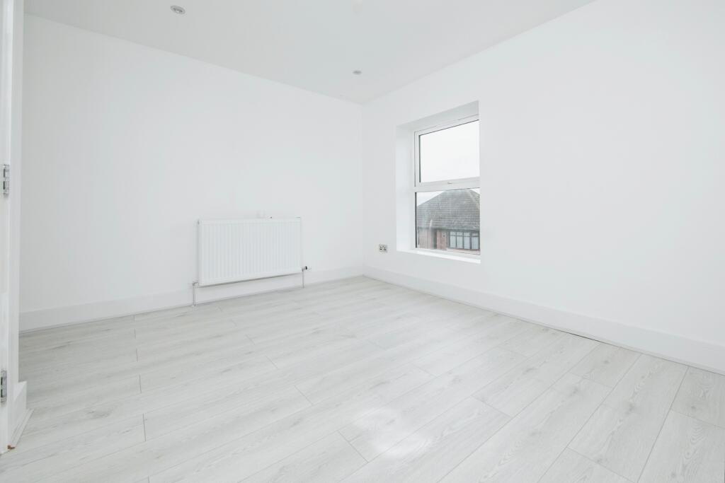 Additional image 5 of The Green, Main Road, Harwich, Essex, CO12