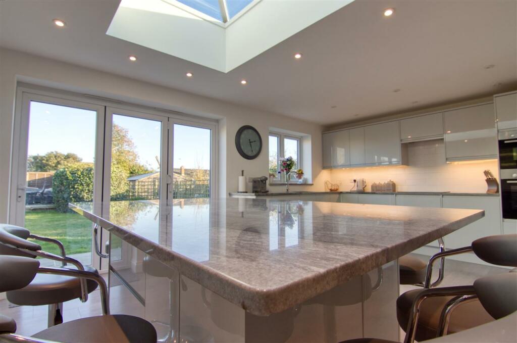 Additional image 3 of St Clairs Road, St Osyth