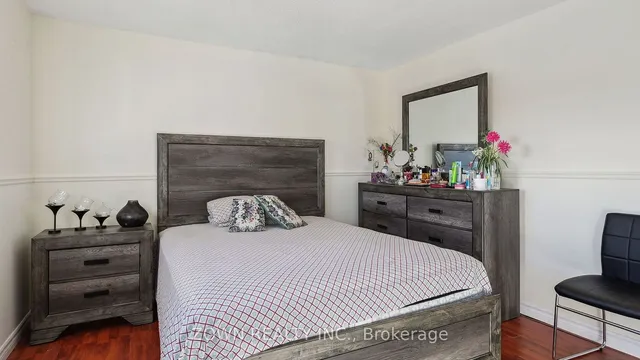 Additional image 23 of 33 Dafoe Cres