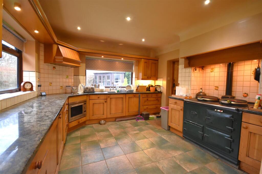 Additional image 9 of Dunstan Lane, Burton, Neston