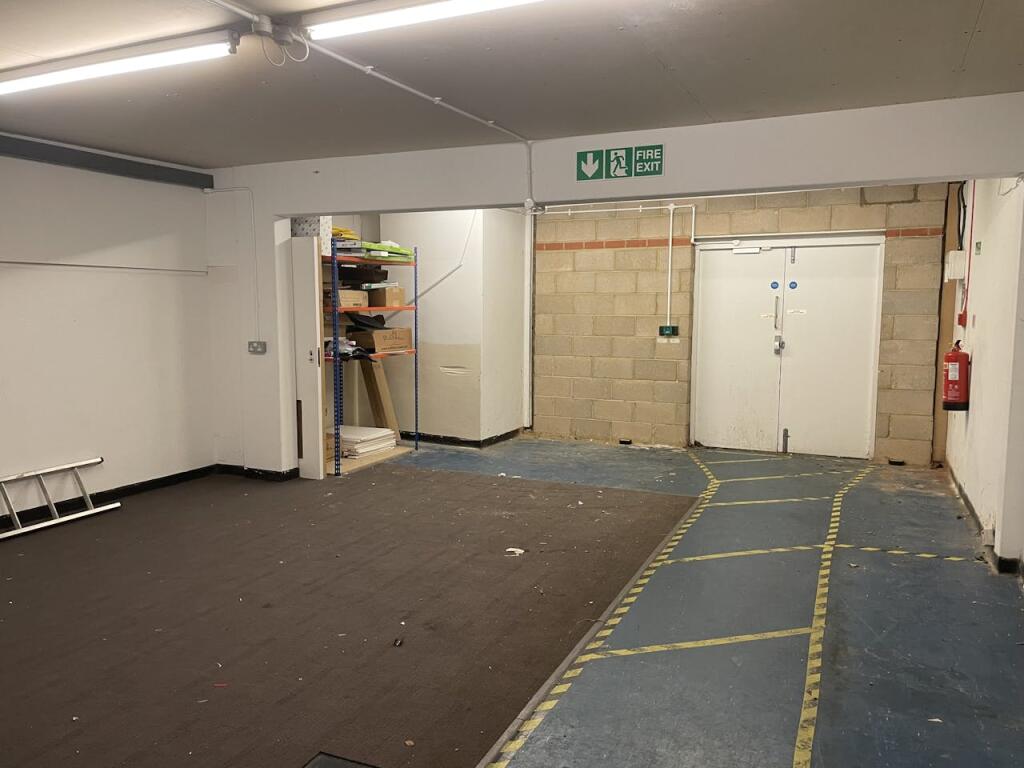 Additional image 6 of 29 Ullswater Crescent, Coulsdon, CR5 2HR