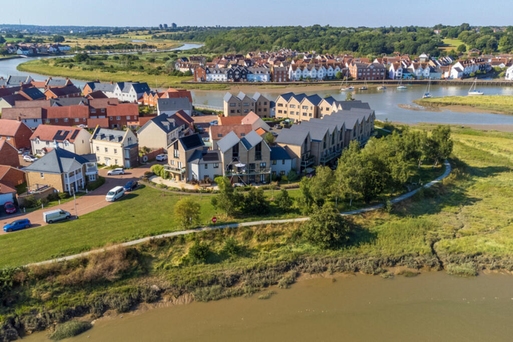 Additional image 35 of Quayside Parade, Colchester, CO5