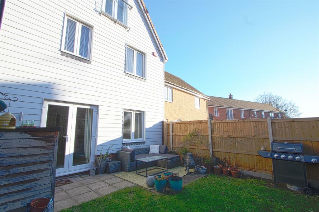 Additional image 17 of Rosebay Avenue, Billericay