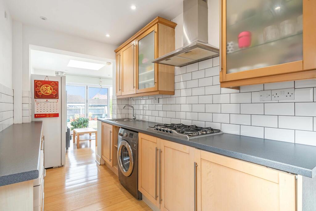 Additional image 6 of Waddington Avenue, Coulsdon, CR5