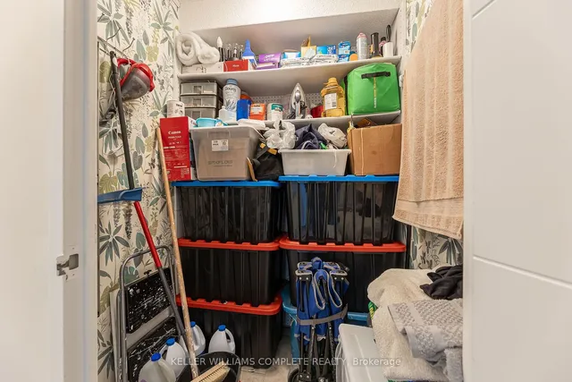 Additional image 14 of 714 The West Mall Unit 1004