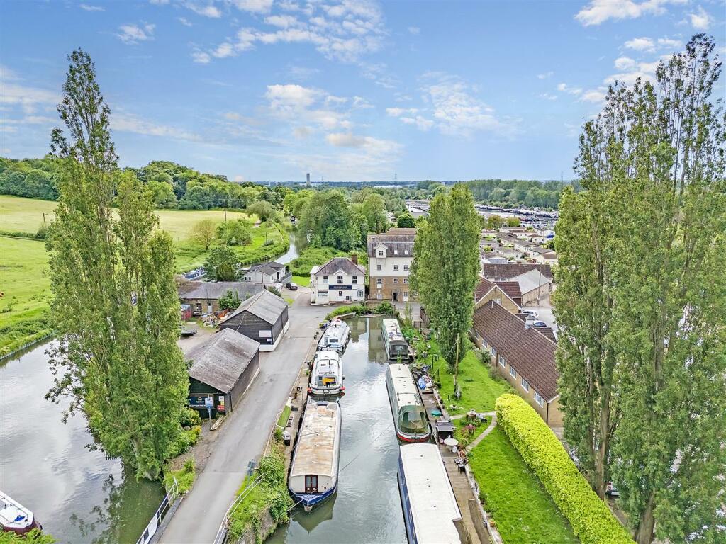 Additional image 37 of The Mill House, Roydon