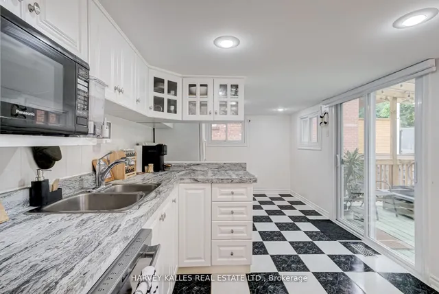 Additional image 17 of 72 Thirteenth St