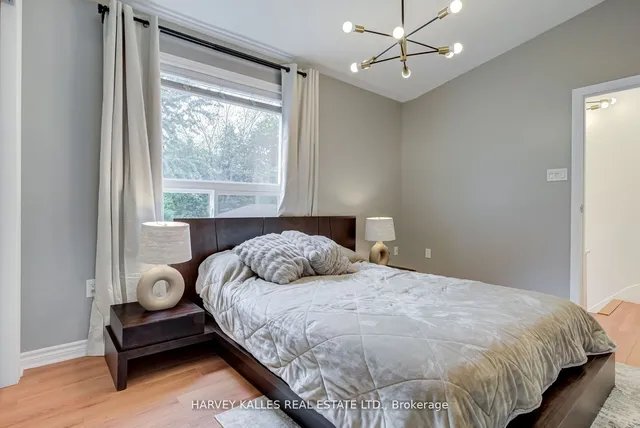 Additional image 20 of 72 Thirteenth St