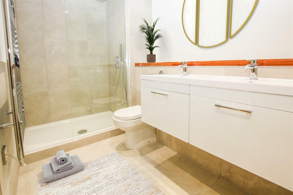 Additional image 11 of Shenfield Road, Shenfield, Brentwood