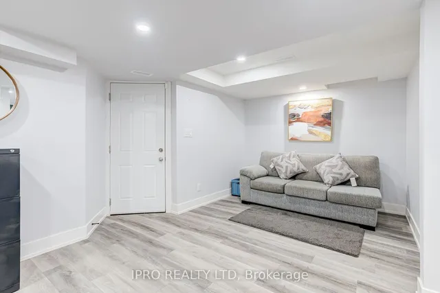 Additional image 34 of 3 Forestgrove Circ