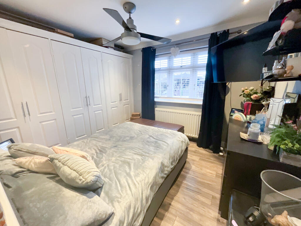 Additional image 8 of Thorpe Road, Clacton-on-sea, CO15 4