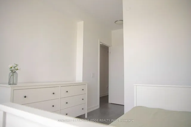 Additional image 18 of 8 Olympic Gdn Dr Unit 307