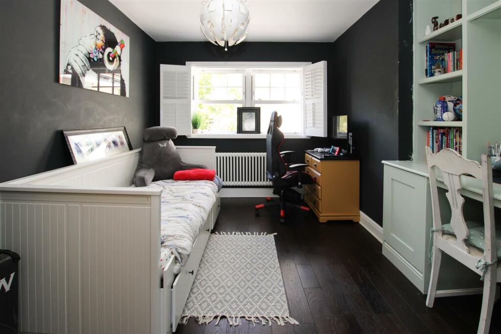 Additional image 19 of Middle Road, Ingrave, Brentwood