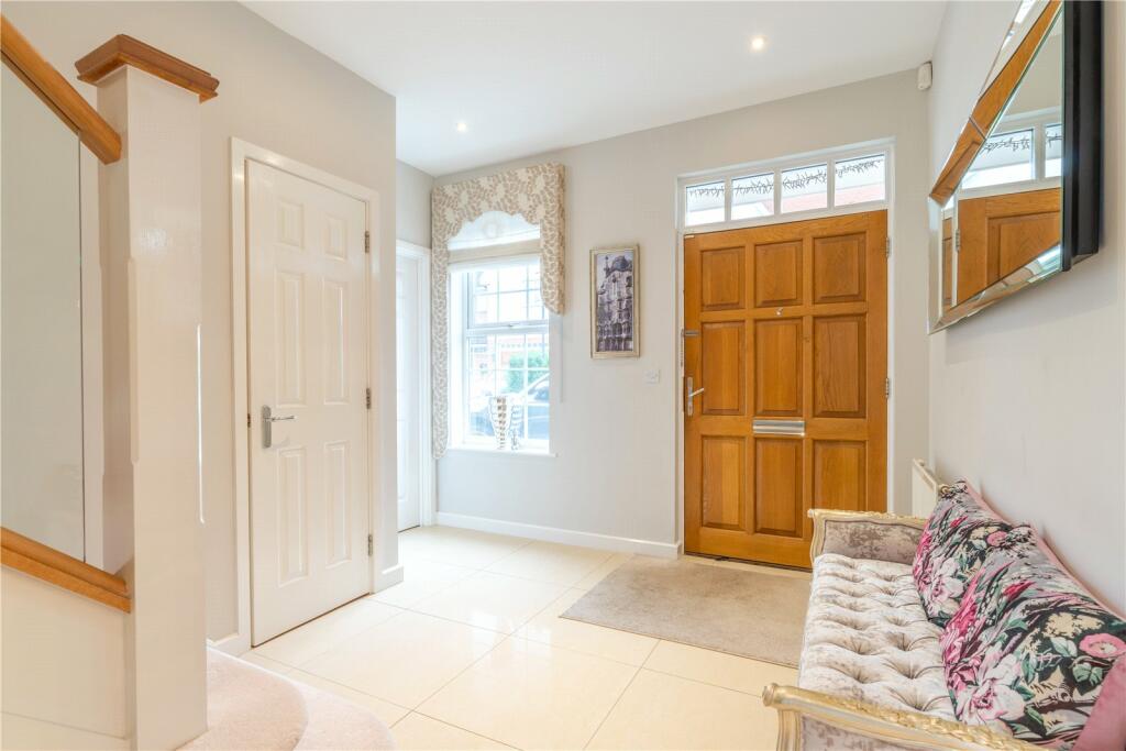 Additional image 3 of Brook Farm Close, Bishop's Stortford, Hertfordshire, CM23