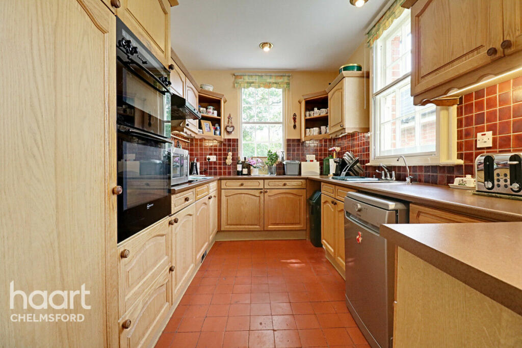 Additional image 21 of Roxwell Road, Chelmsford