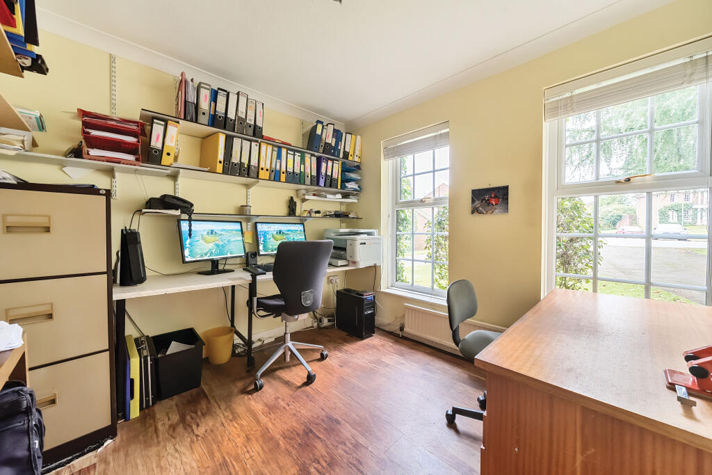 Additional image 20 of Alexanders Walk, Caterham, CR3