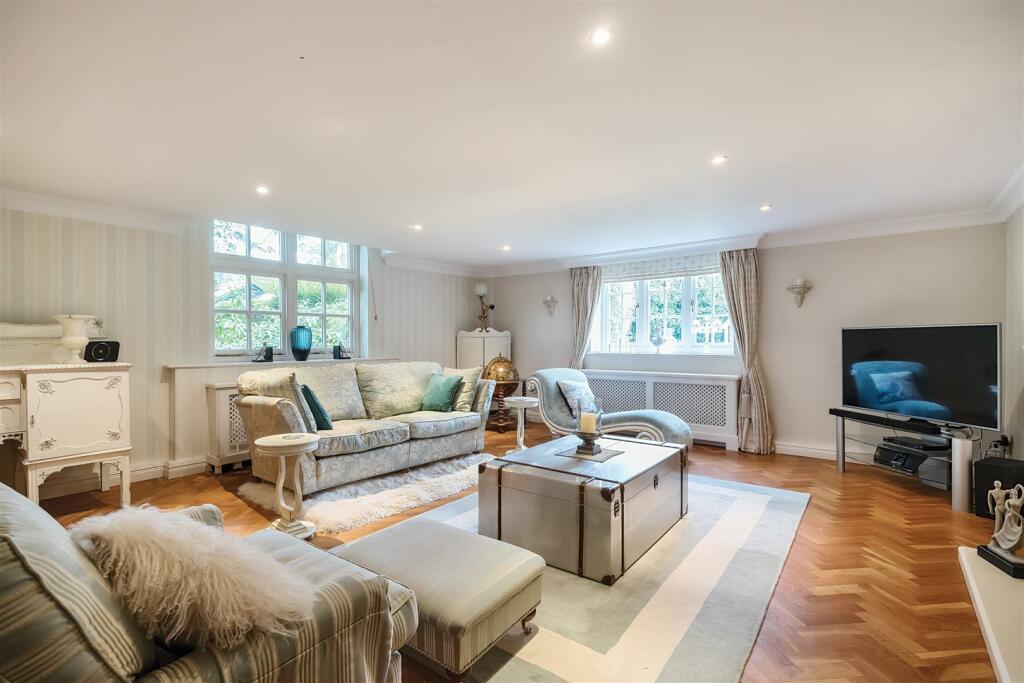 Additional image 3 of High Road, Chipstead, Coulsdon