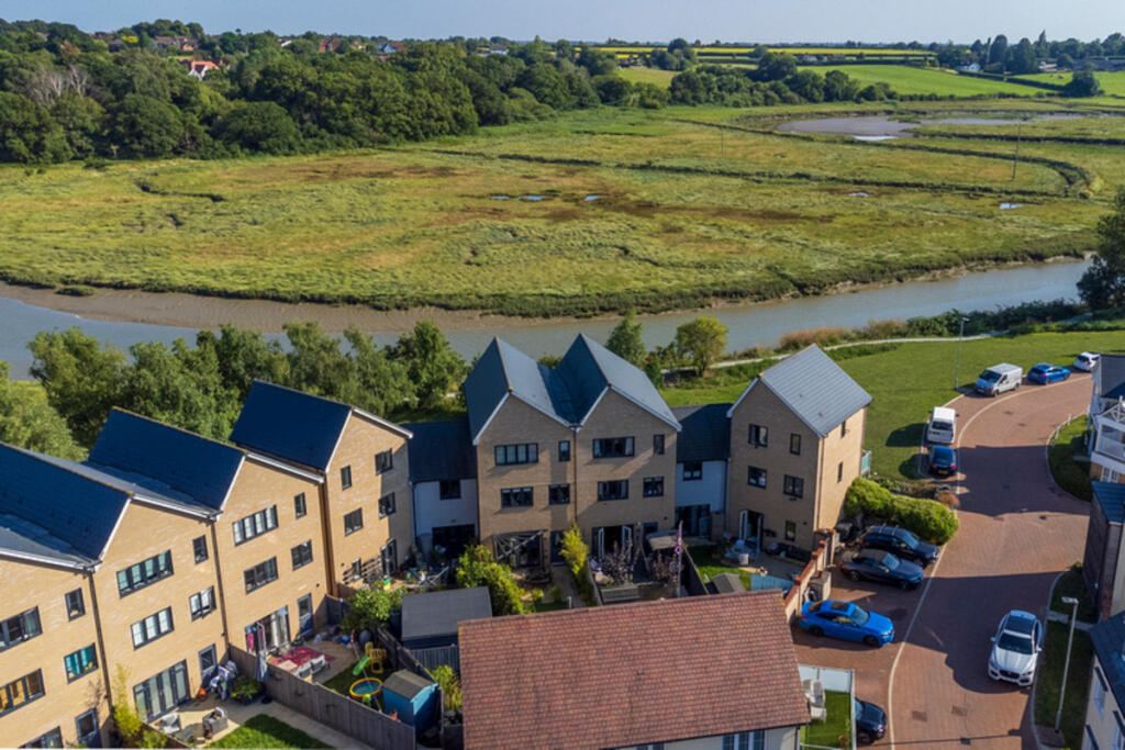 Additional image 32 of Quayside Parade, Colchester, CO5