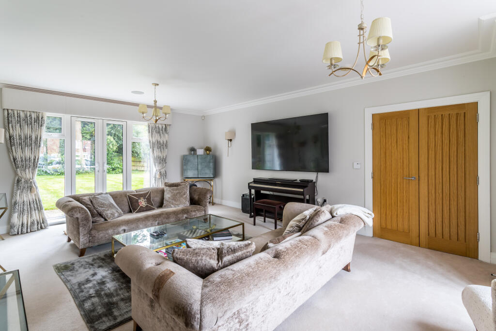 Additional image 13 of Rook Lane, Caterham, CR3