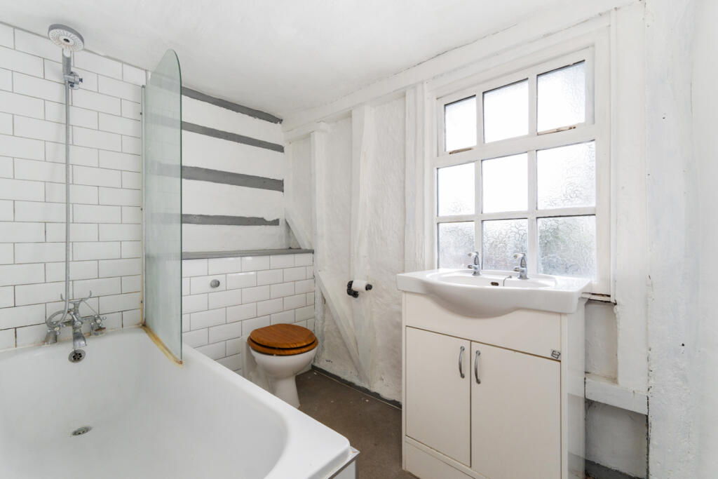 Additional image 10 of Queens Head Yard, The Street, Sheering, Bishop's Stortford, CM22