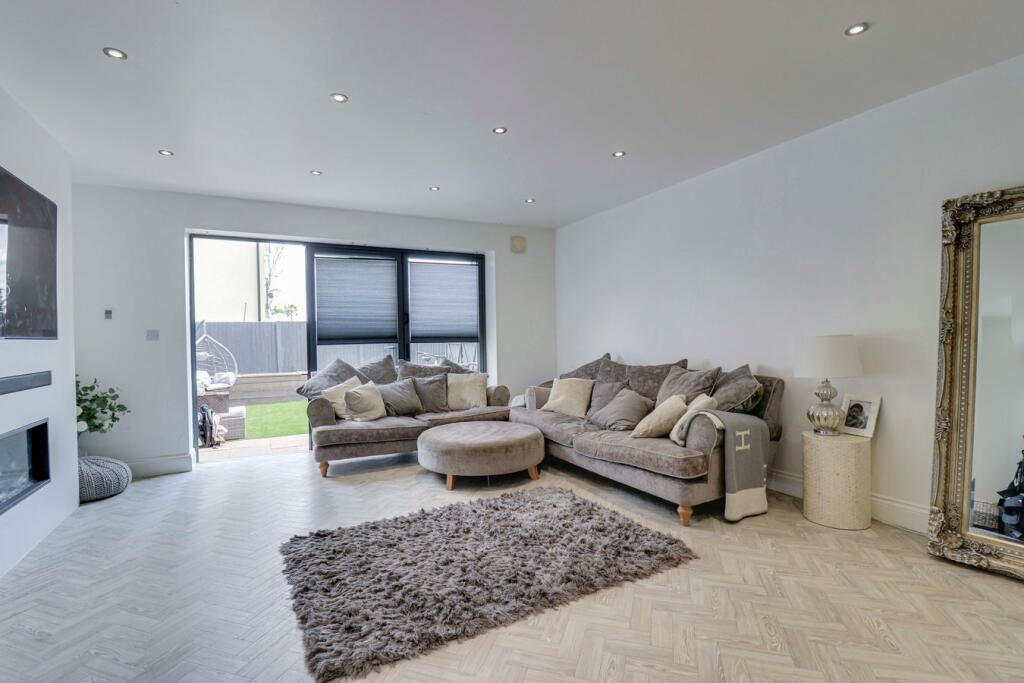 Additional image 7 of Cambridge Road, Sawbridgeworth, CM21