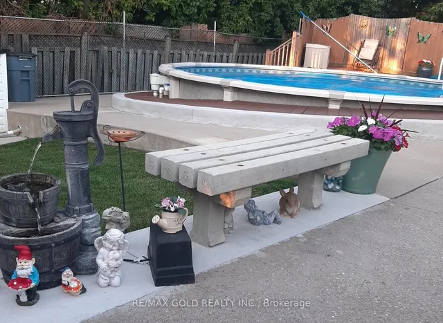 Additional image 38 of 15 Castlemore Dr