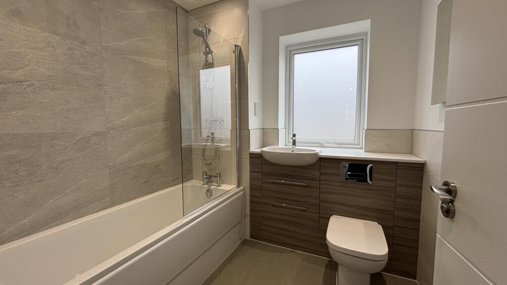 Additional image 14 of Oakview Walk, Harlow, Essex, CM18