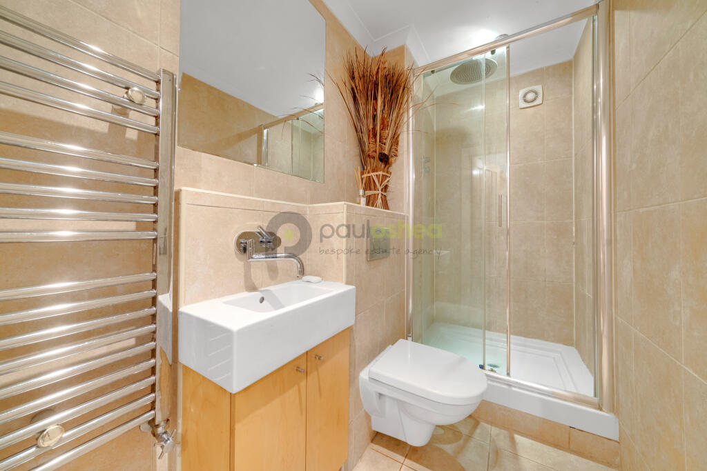 Additional image 8 of Farrers Place, Shirley Hills