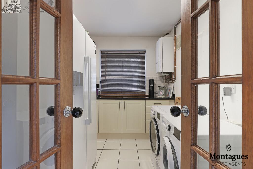 Additional image 8 of Bluemans End, North Weald, CM16