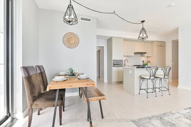 Additional image 7 of 20 Lombard St Unit 4107