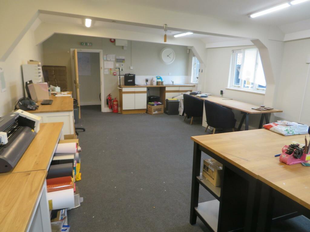 Additional image 9 of Pleshey