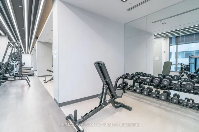 Additional image 14 of 108 Peter St Unit 1811