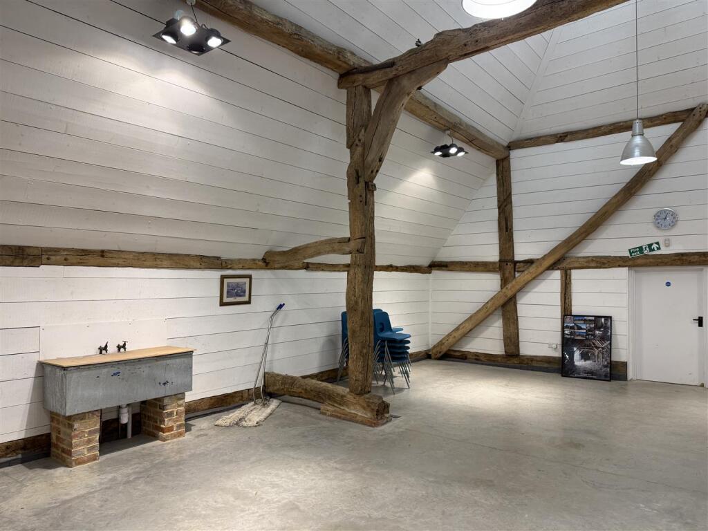 Additional image 4 of Barley Barn, Slamseys, Great Notley