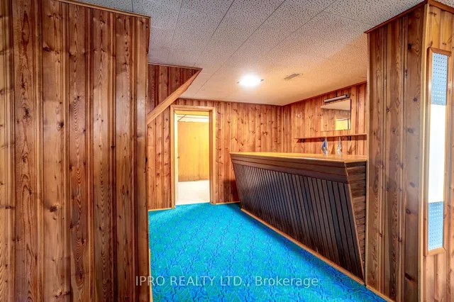 Additional image 33 of 3263 Lawrence Ave