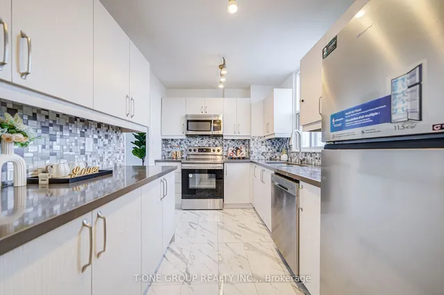 Additional image 16 of 60 Pavane Linkway Unit 1203