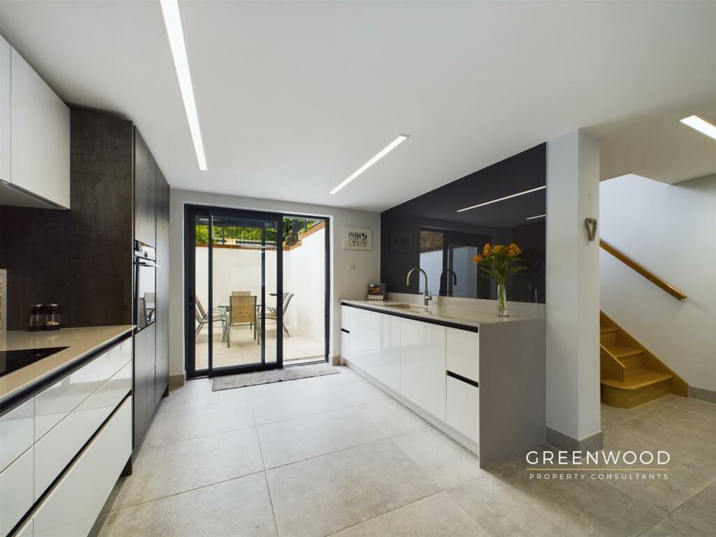 Additional image 17 of The Avenue, Colchester, Essex