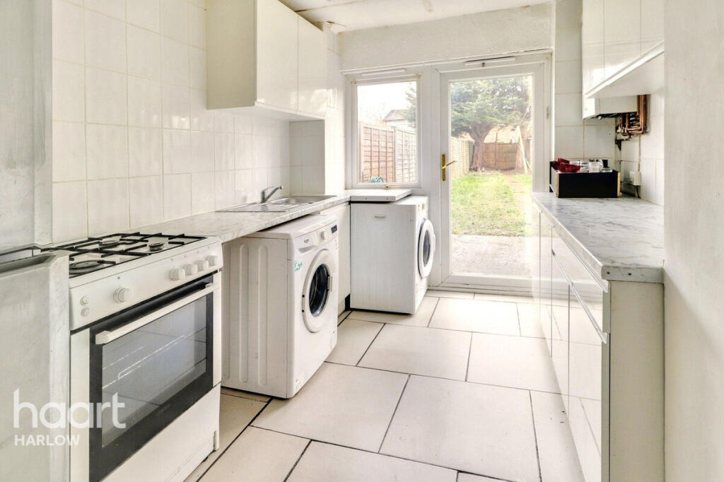 Additional image 3 of Pittmans Field, Harlow