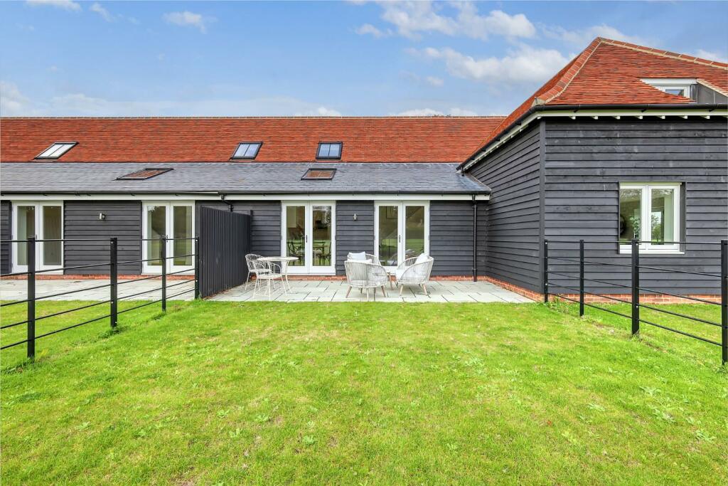 Additional image 19 of Brizes Park, Kelvedon Hatch