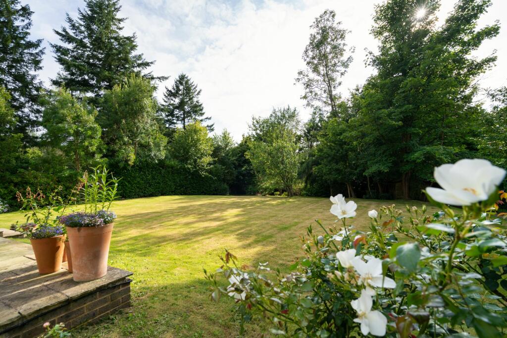 Additional image 29 of High Drive, Woldingham, CR3