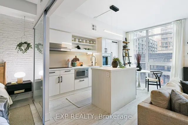 Additional image 11 of 39 Sherbourne St Unit 202