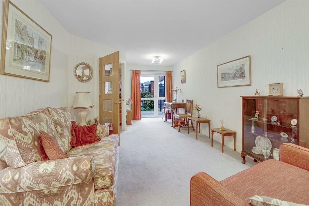 Additional image 10 of Limpsfield Road, South Croydon