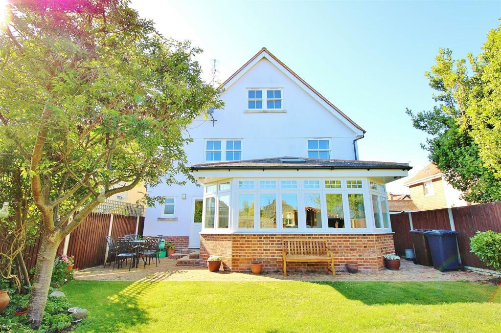 Additional image 2 of Walton Road, Frinton-On-Sea