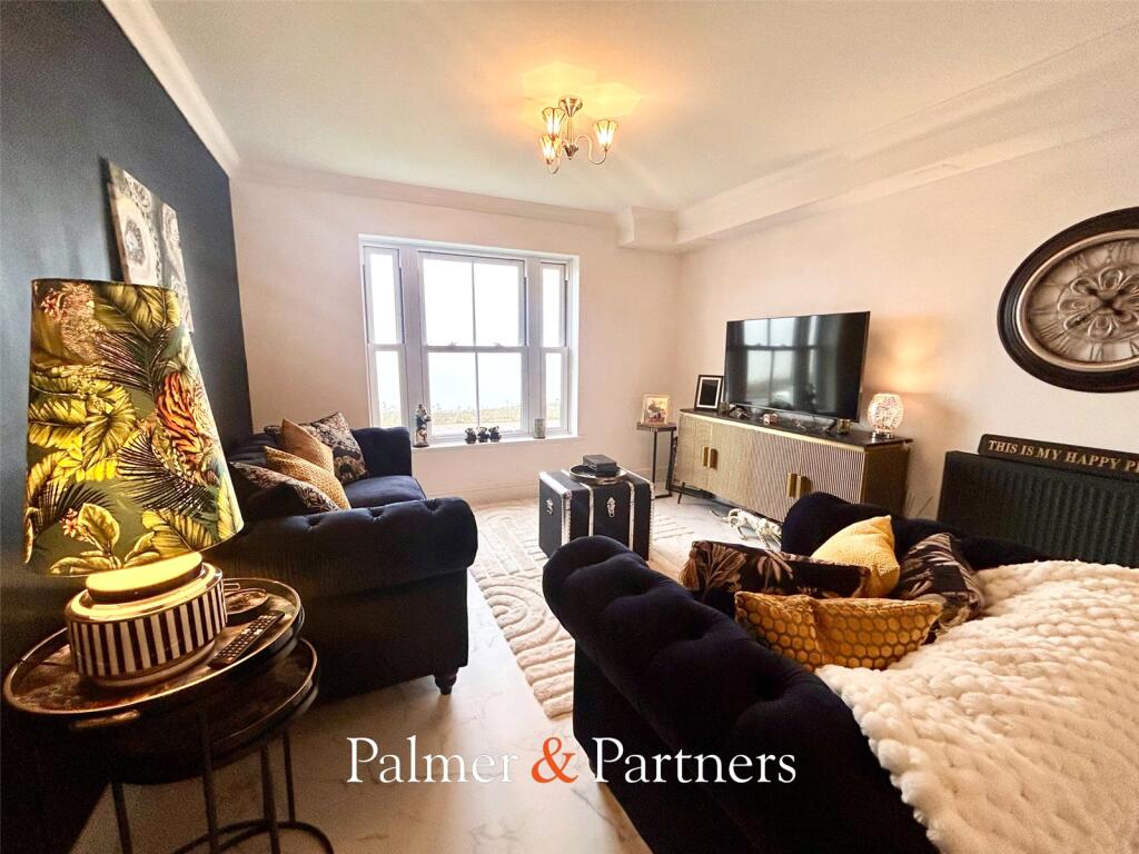 Additional image 6 of Marine Parade East, Clacton-on-Sea, Essex, CO15