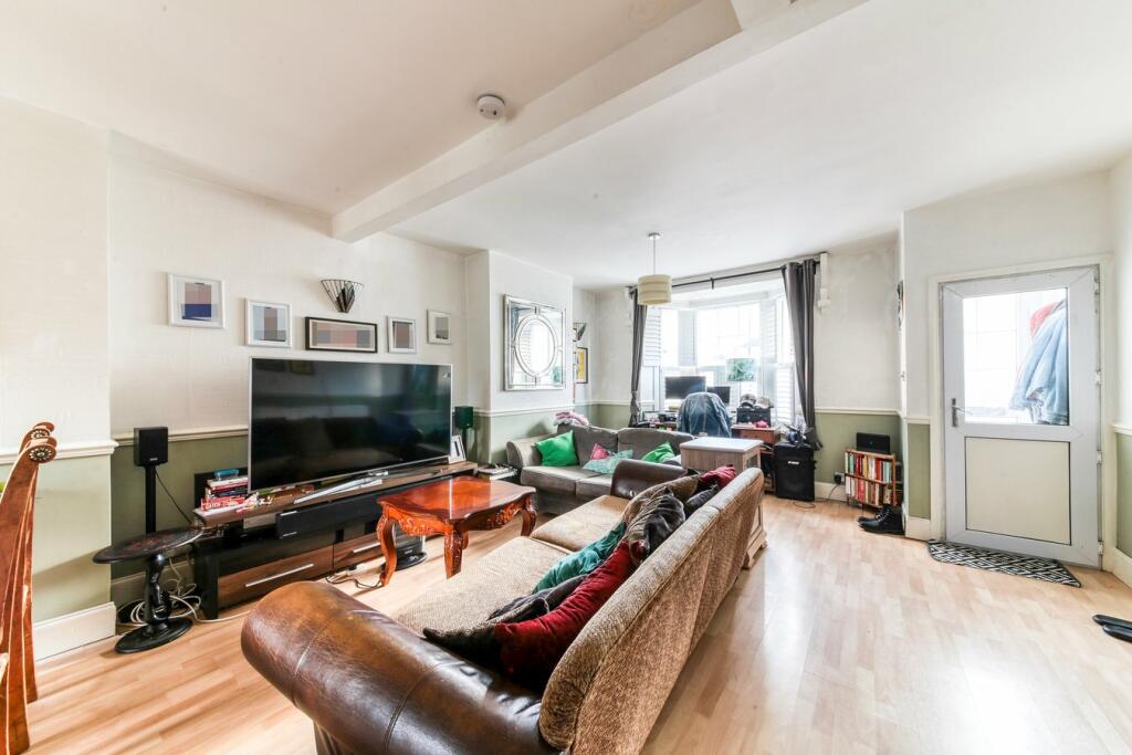 Additional image 4 of Brighton Road, South Croydon, CR2