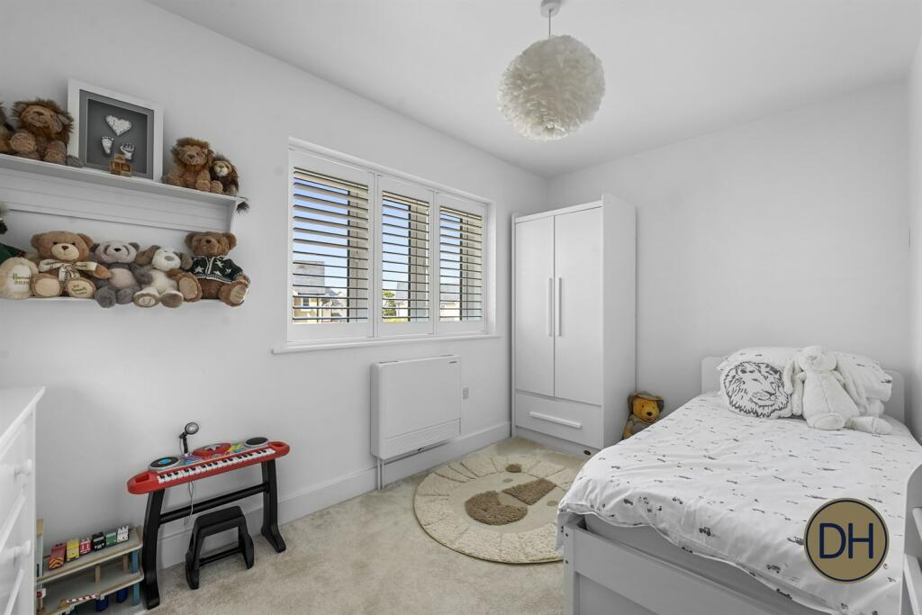 Additional image 16 of Highfield Close, Hastingwood, Essex CM17