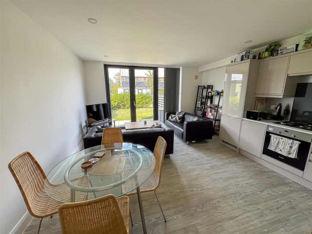 Additional image 16 of Shrubland Road, Mistley