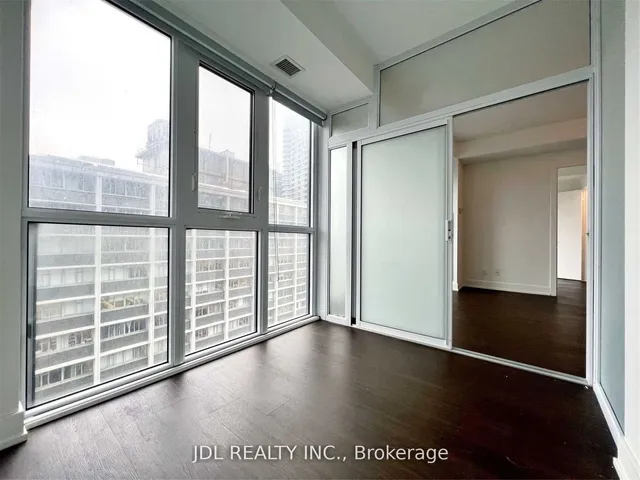 Additional image 11 of 7 Grenville St Unit 2007