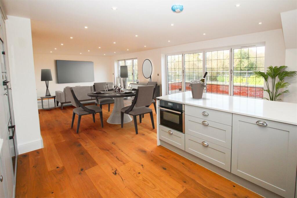 Additional image 7 of Shenfield Road, Shenfield, Brentwood