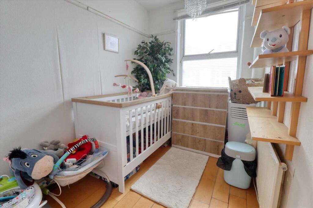 Additional image 6 of High Street, Clacton on Sea